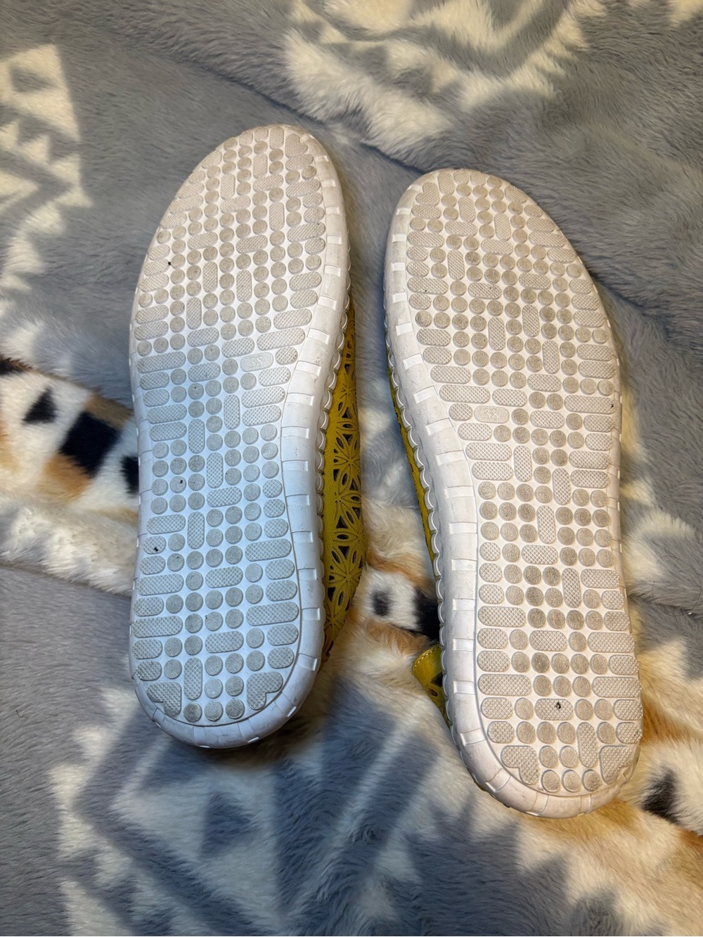 Bueno Women's Mustard Laser-Cut Slip-On Loafers - Picture 3 of 4